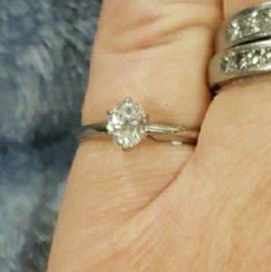 1960's Diamond Solitaire 14 kt gold ring